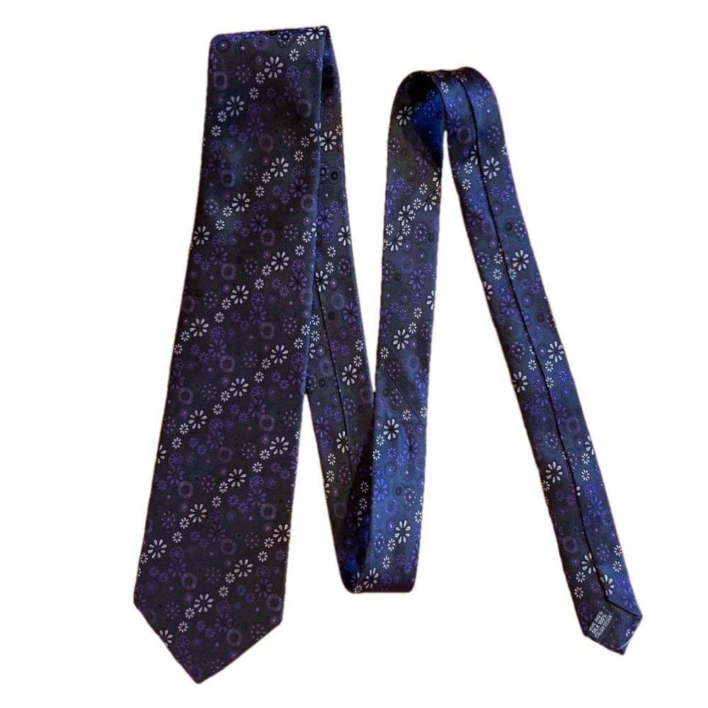Britches black silk with pattern 66” x 4” tie 3/$25